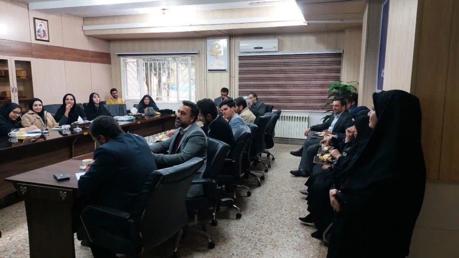 نهمین نشست از سلسله کارگاه های بامداد تمدن  با سخنرانی استاد هادی صائبی در پردیس شهید باهنر
 5