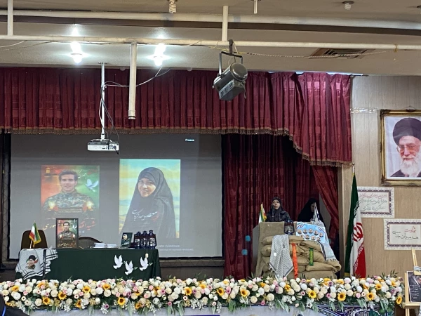  اختتامیه باشکوه پنجمین شب شعر عاشورایی «منظومه وفا» و آیین بزرگداشت هفته دفاع مقدس در دانشگاه فرهنگیان پردیس شهید باهنر فارس 8