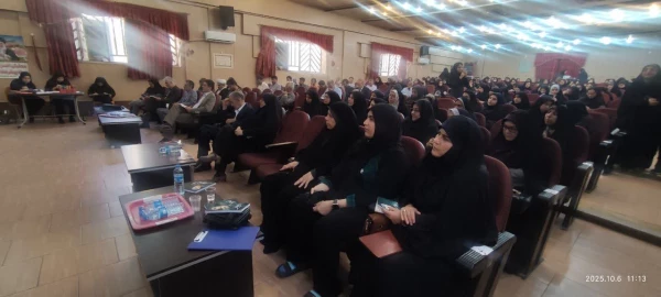  اختتامیه باشکوه پنجمین شب شعر عاشورایی «منظومه وفا» و آیین بزرگداشت هفته دفاع مقدس در دانشگاه فرهنگیان پردیس شهید باهنر فارس 19